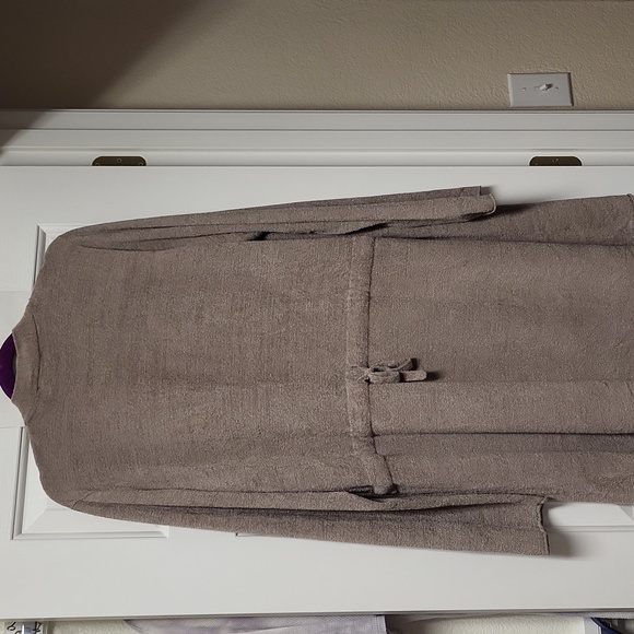 Barefoot Dreams Cardigan - Picture 4 of 9